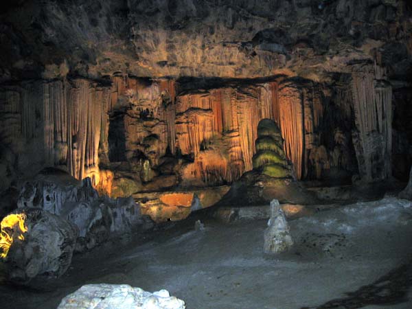 Les grottes de Cango Caves  . . . 
