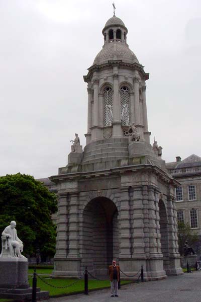 Trinity College - l'université de Dublin  . . .